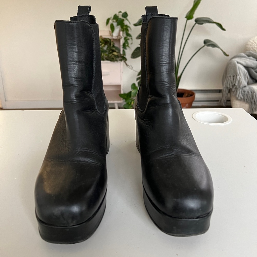 INTENTIONALLY BLANK Black Heeled Boots
